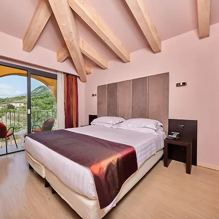 Europa Hotel 4*
