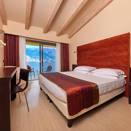 Europa Hotel 4*